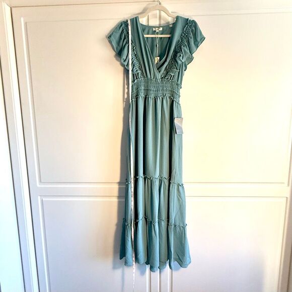 NWT Max Studio pebble crepe flutter sleeve maxi dress in blue  Size S - Picture 7 of 9